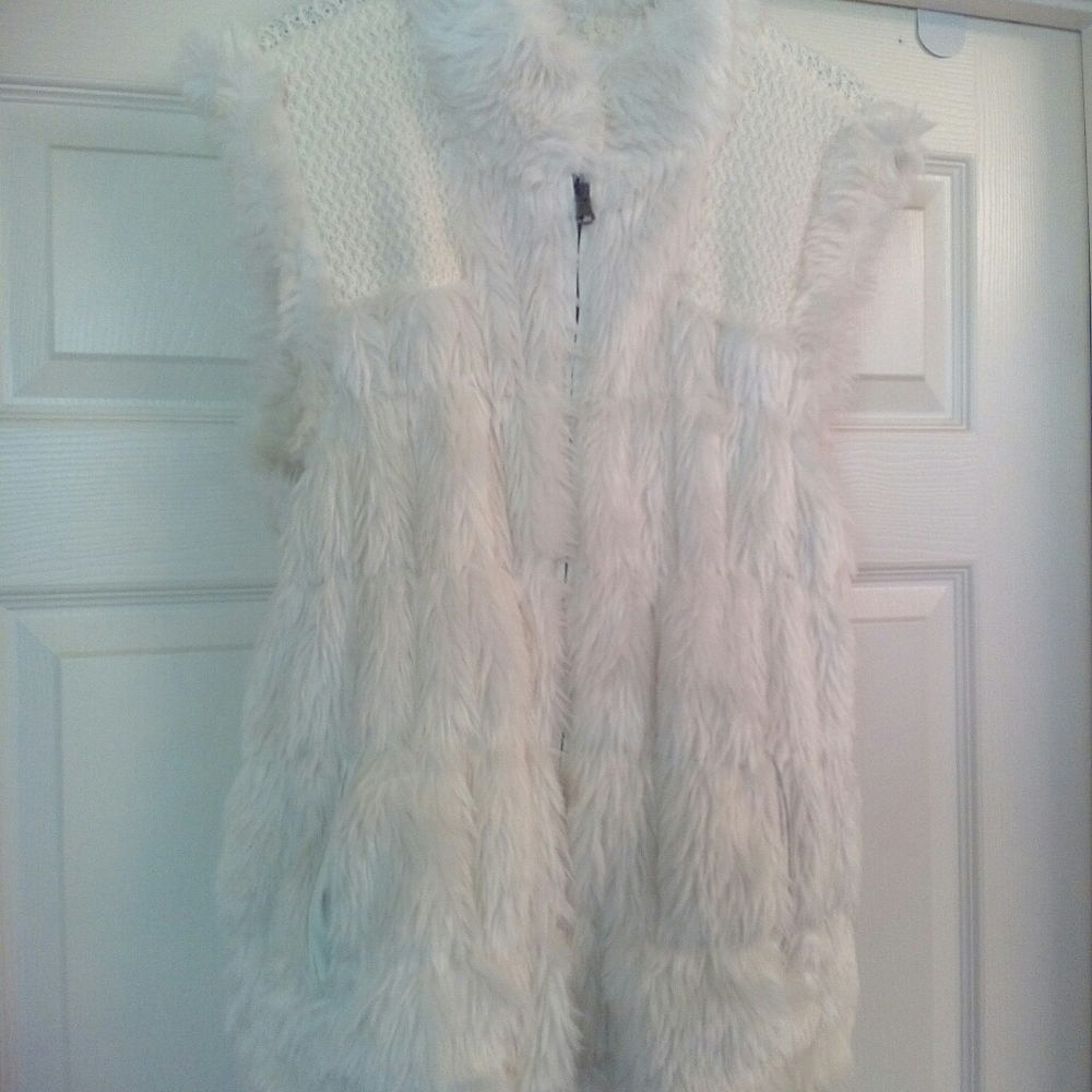 Reverseable sweater vest